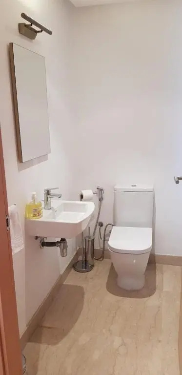 Luxury Apartment 100sqm with Pool WIFI Unlimited near Beach