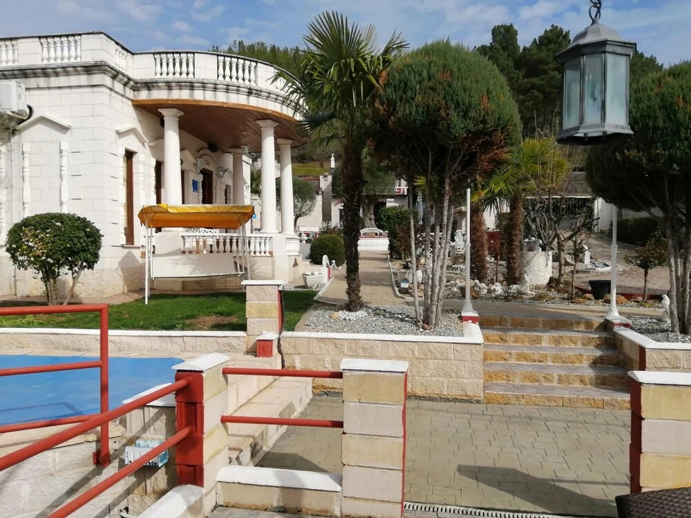 Chalet With 3 Bedrooms in San Miguel de Arganza, With Wonderful Mountain View, Private Pool, Enclosed Garden