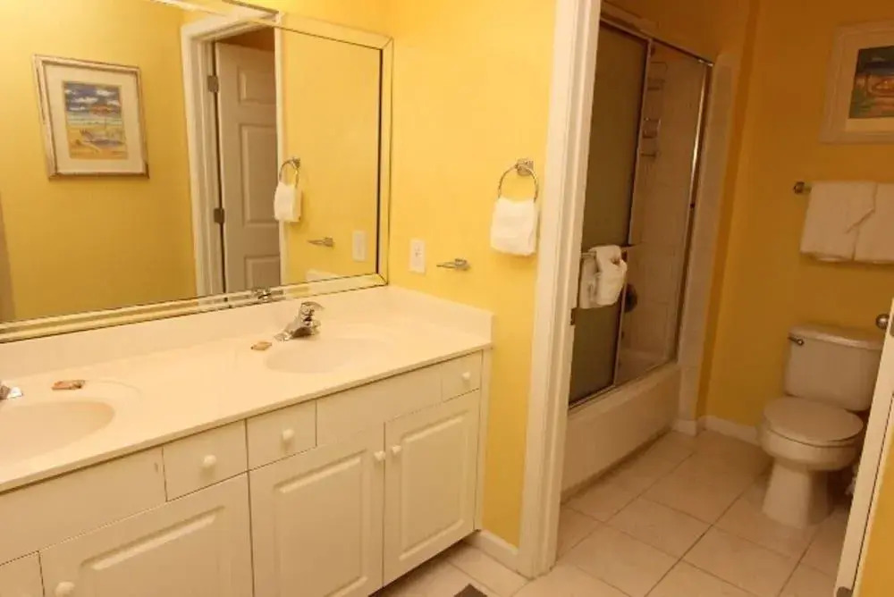 Majestic Sun 613A - 2 Br home by RedAwning