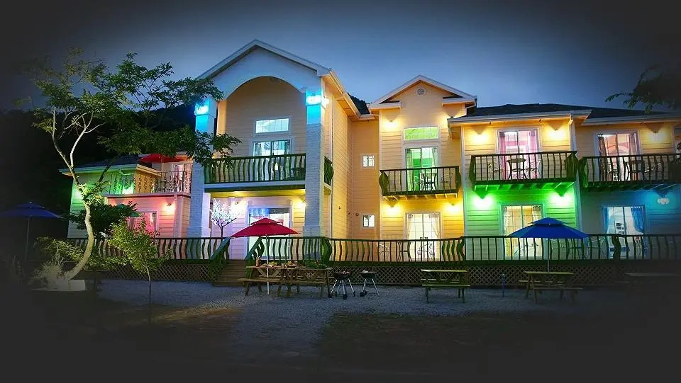 Buan Byeonsanbando Hollywood Pension