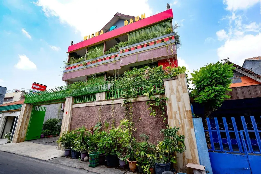 Wisma Daun by OYO Rooms