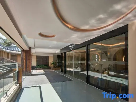 Mojing Lakeview Hotel (Xihu Lingyin Branch)