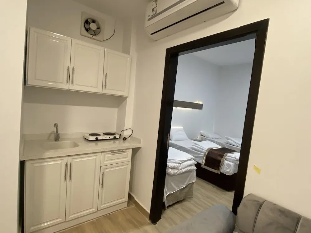 ARAM Suites