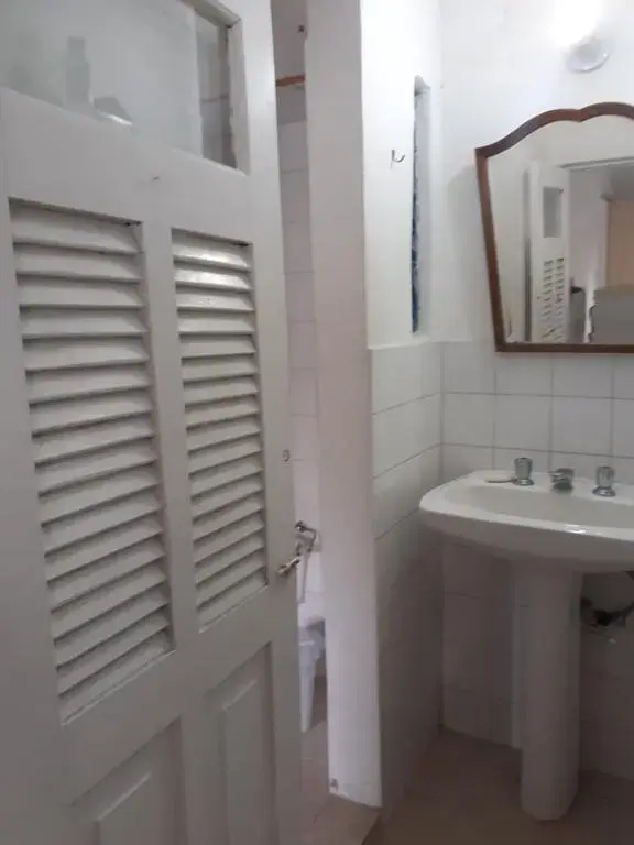 Apartamentos Copacabana ampla vista mar