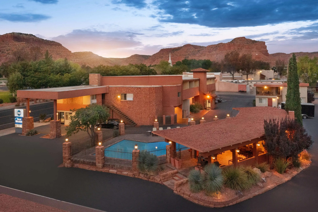 Best Western Red Hills