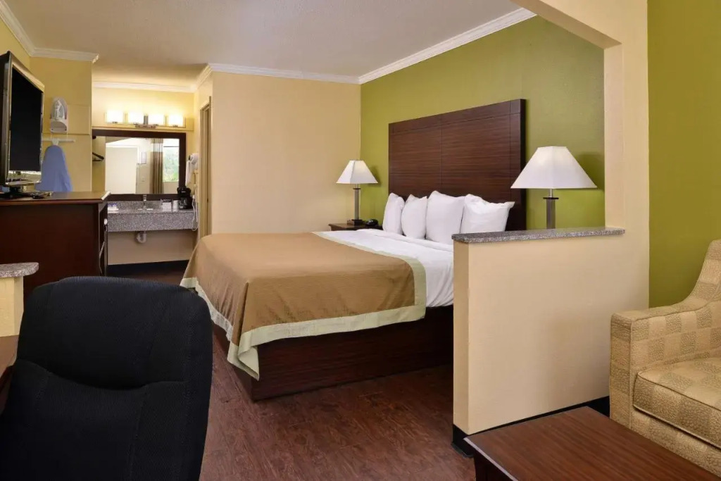Western Inn Suites