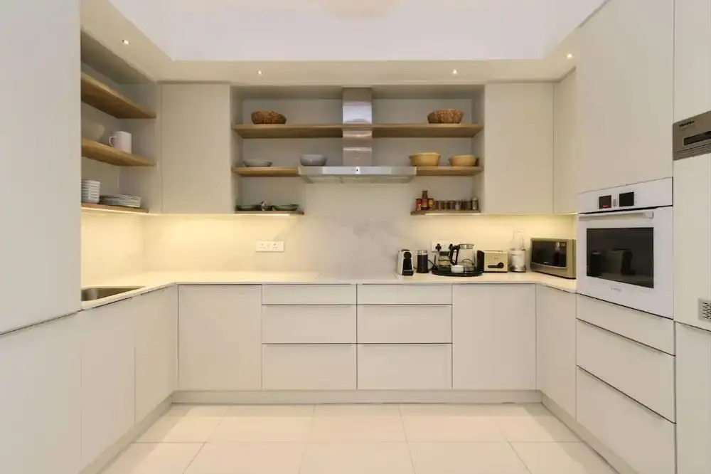 Canal View Two Bedroom Luxury Apartment - 507