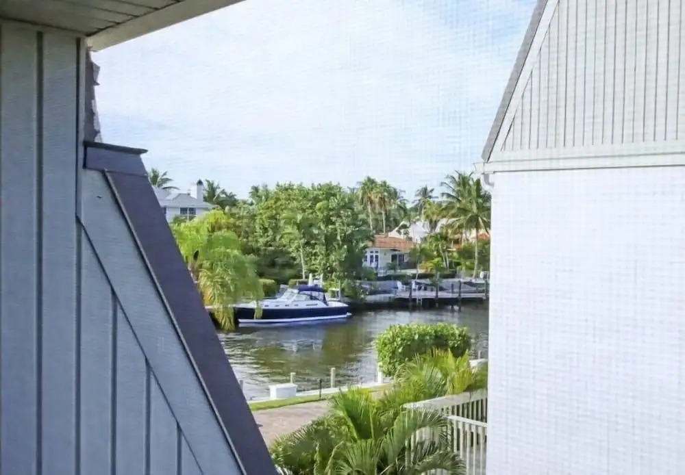 Mariner Pointe 323