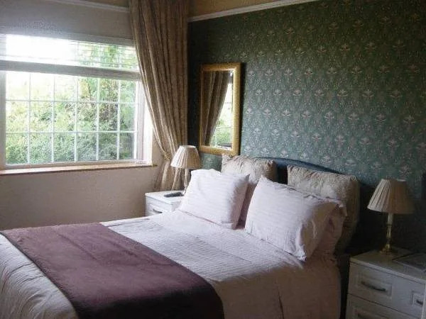 Cloneen House Bed & Breakfast