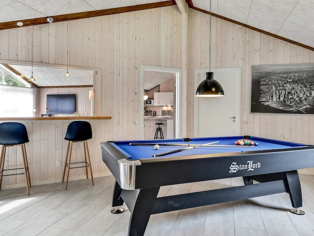 8 Person Holiday Home in Oksbol