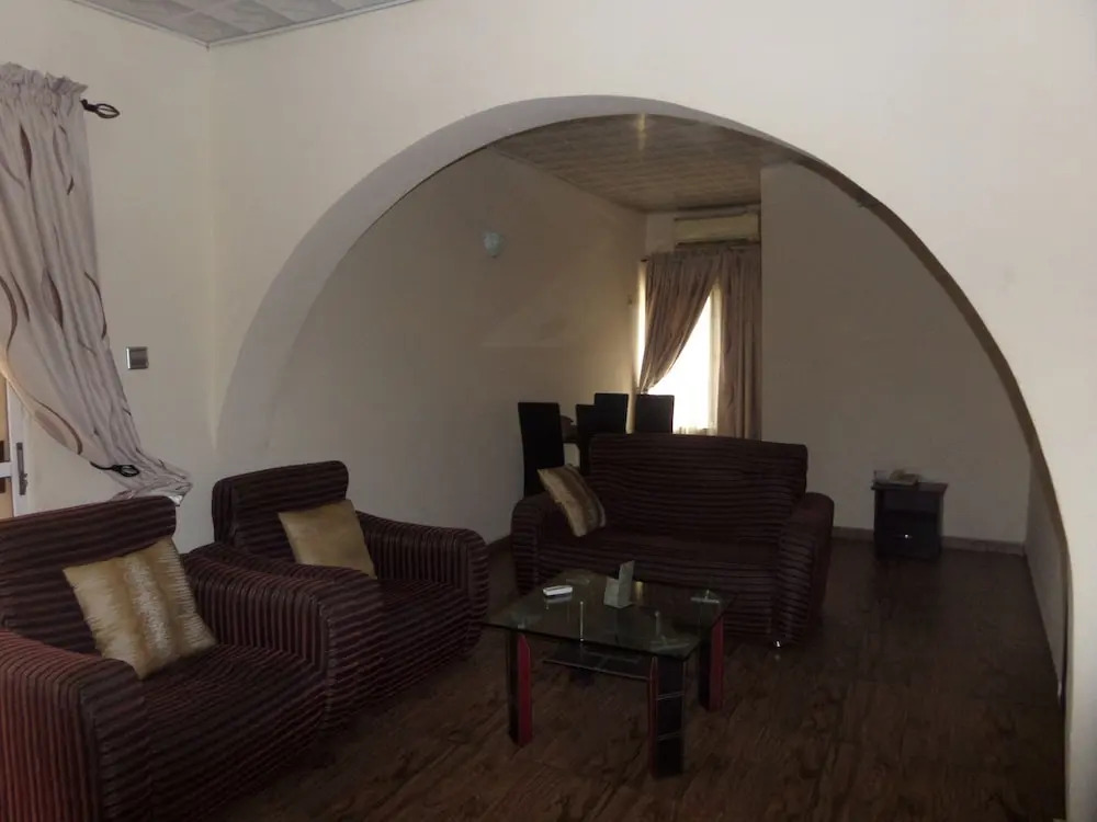 Chez Moi Apartments