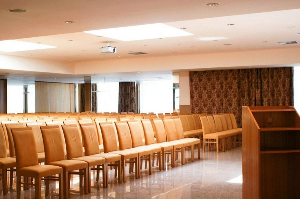 Hotel Premium Porto Maia