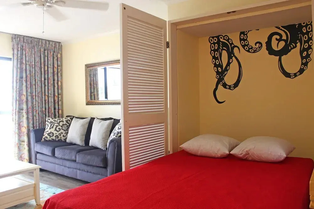 Ocean Dunes Villas #17 short walk to the beach