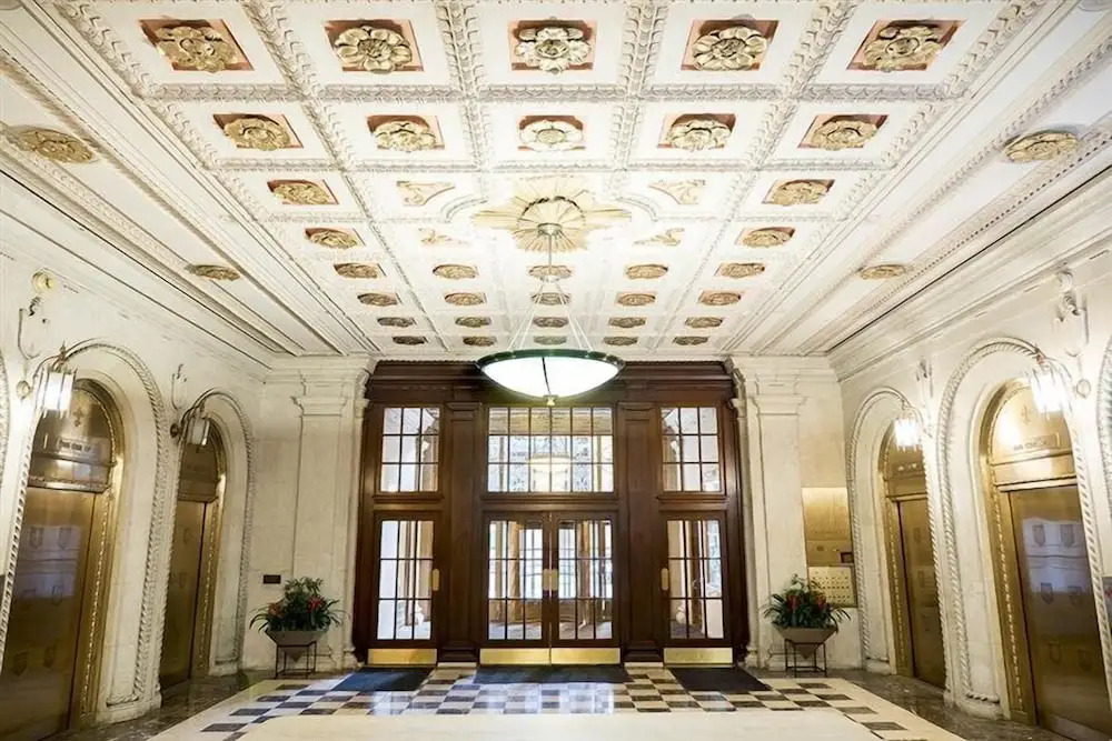 Bridgestreet at the Leader Building