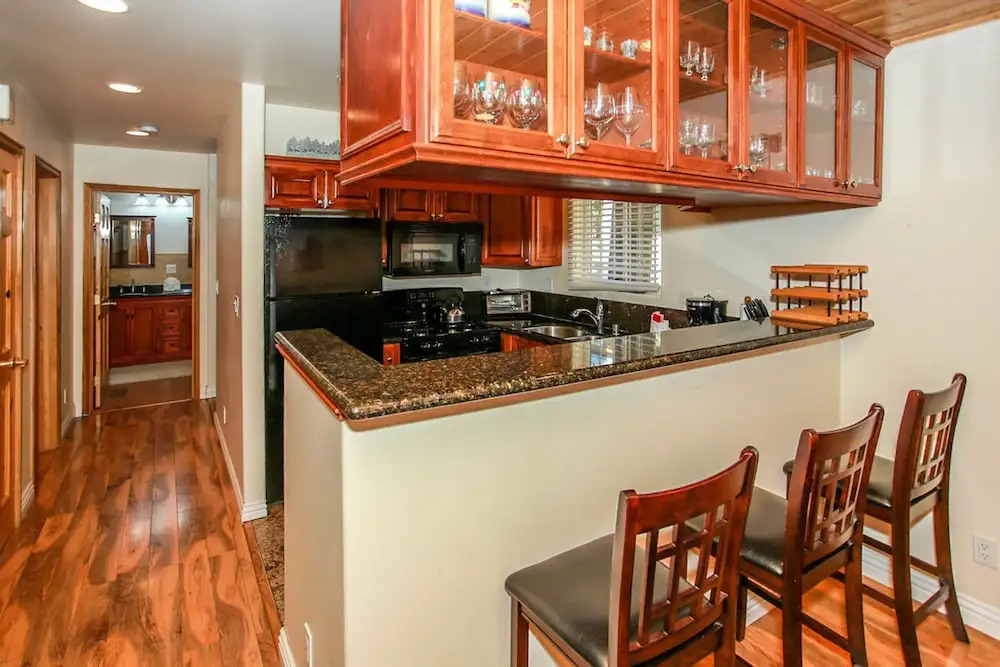 Bear Mountain Dream-1827 by Big Bear Vacations