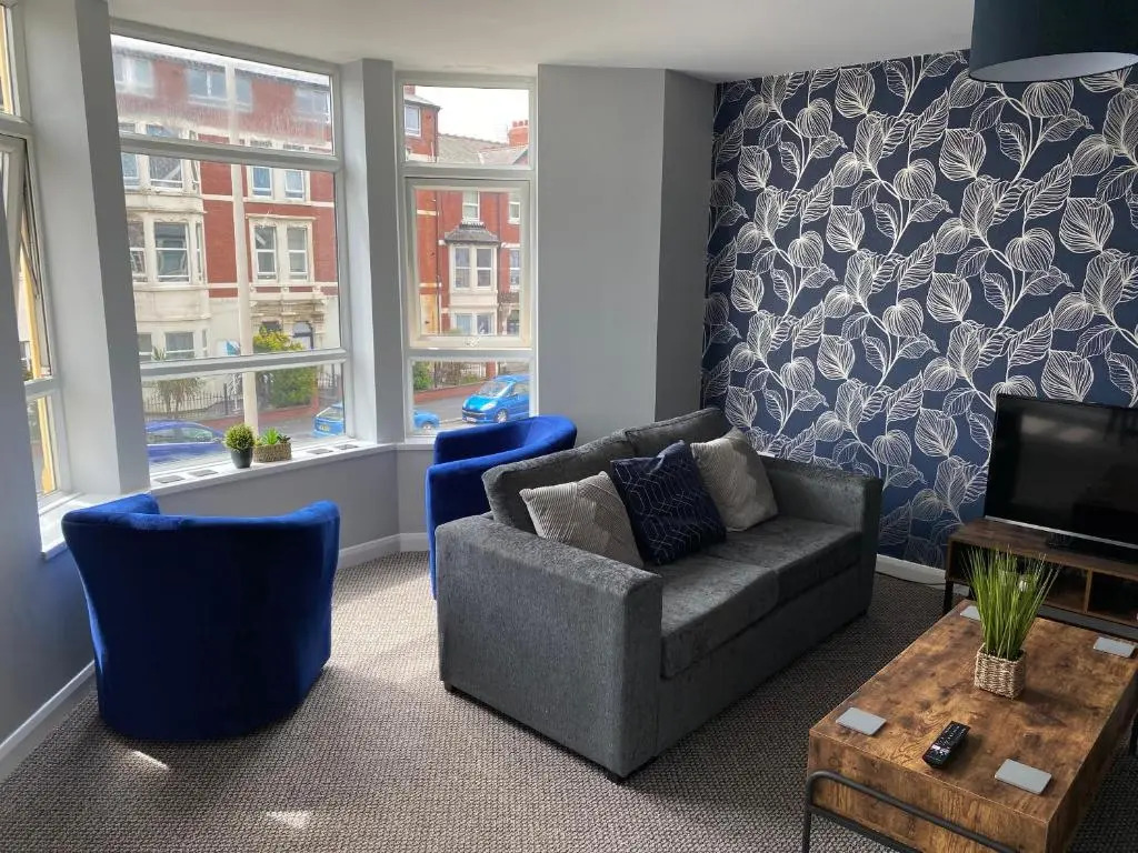 Blackpool Sleepover Apartment 3 Free Parking Sleeps 6