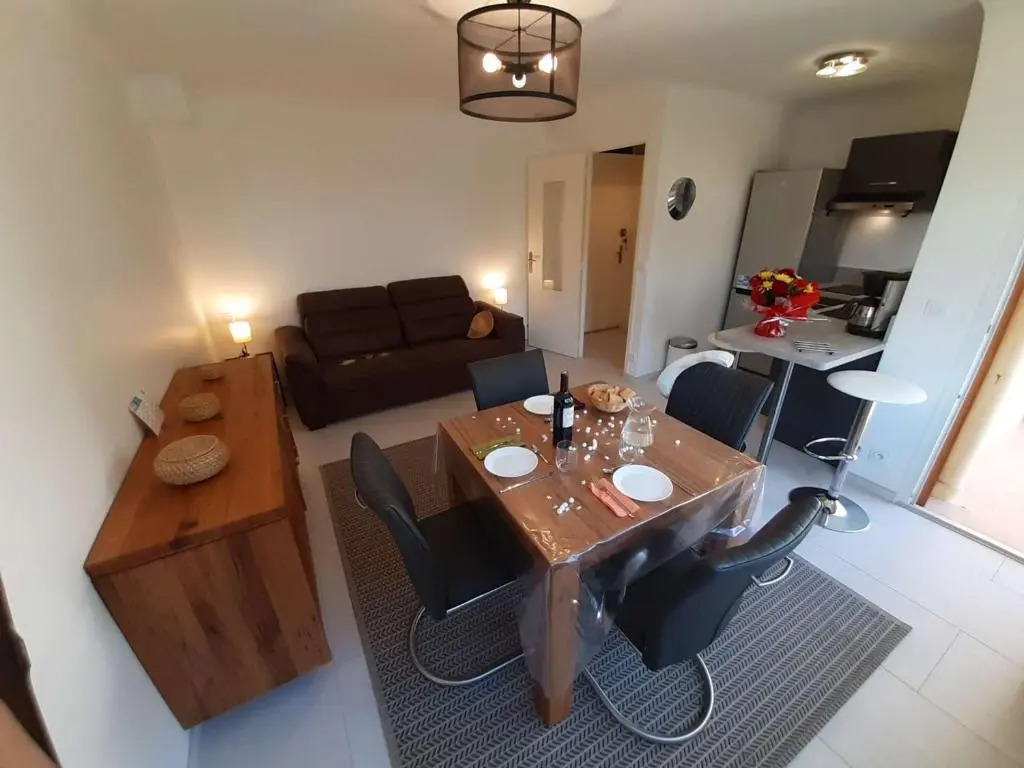 Appartement Fréjus, 1 pièce, 2 personnes - FR-1-226A-69