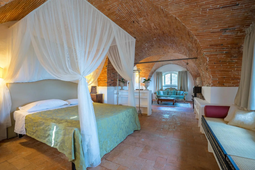 Hotel Villa Sermolli