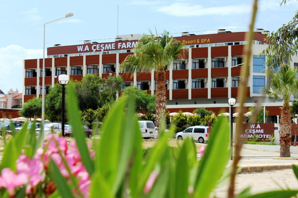 Çeşme Farm Hotel