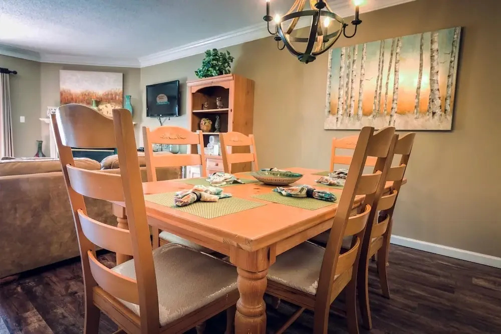 Whispering Pines 412