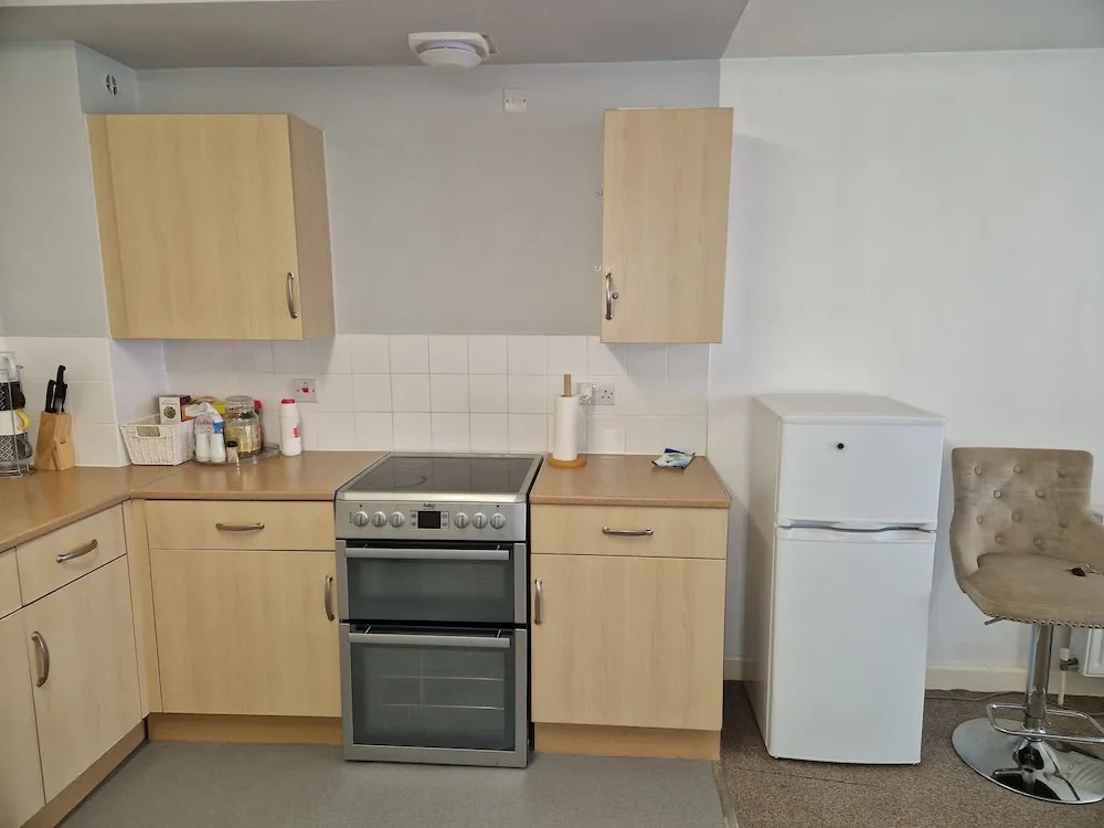 Remarkable 1-bed Apartment in Northampton Town cen