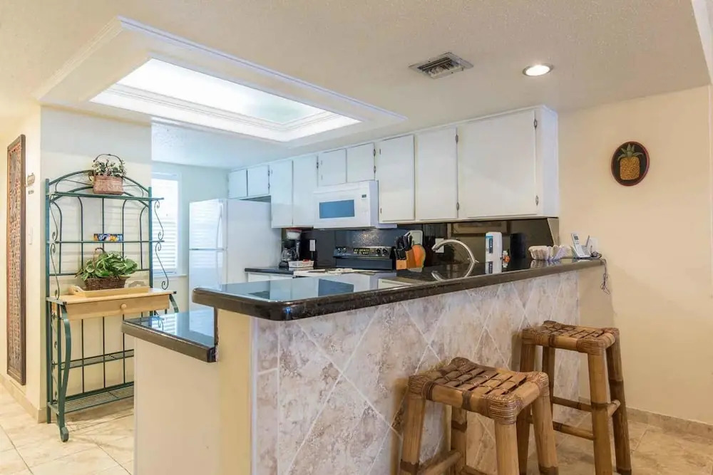 Suntide II Condominium 504