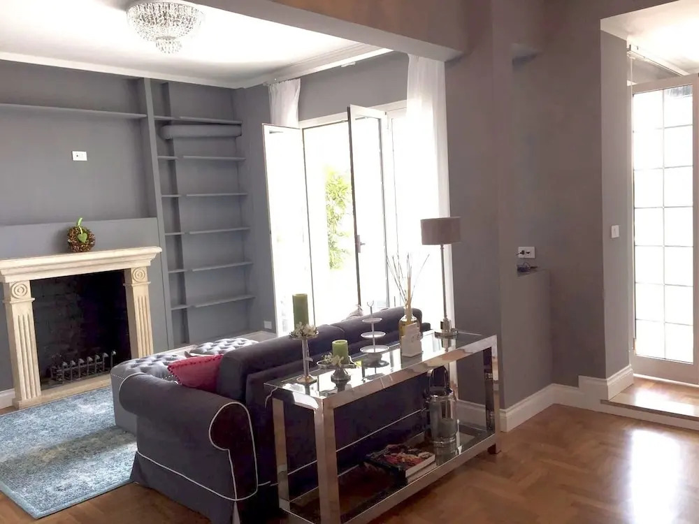 Big Tree Luxury Apartment