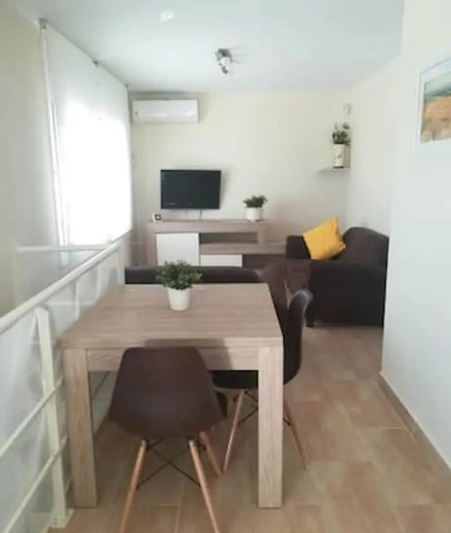 House with 3 Bedrooms in Cunit, with Enclosed Garden And Wifi - 1 Km From the Beach
