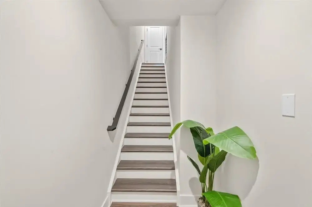 Luxe King 3BR Townhouse in Uptown CLT