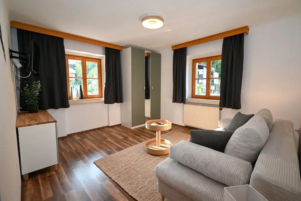 Schmitten 27 - Apartment 10 200m From ski Lift