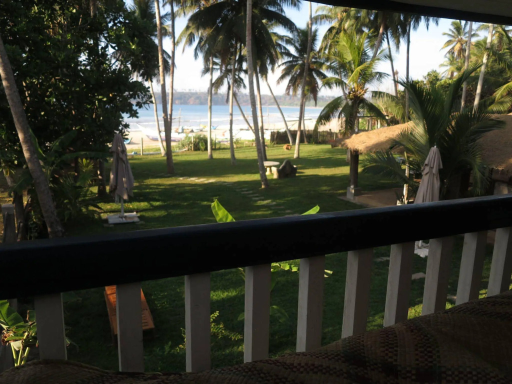 Esperanza Beach Mawella