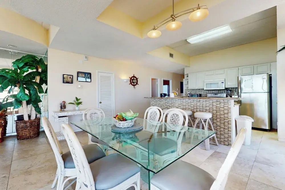 Shorefront Corner PH, 3br: Suntide III - Unit 1201