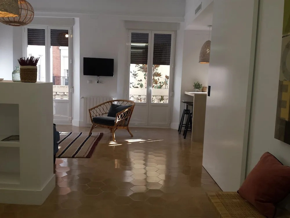 Deluxe Cruz Conde Apart. 2 Dorm. 2 Baños