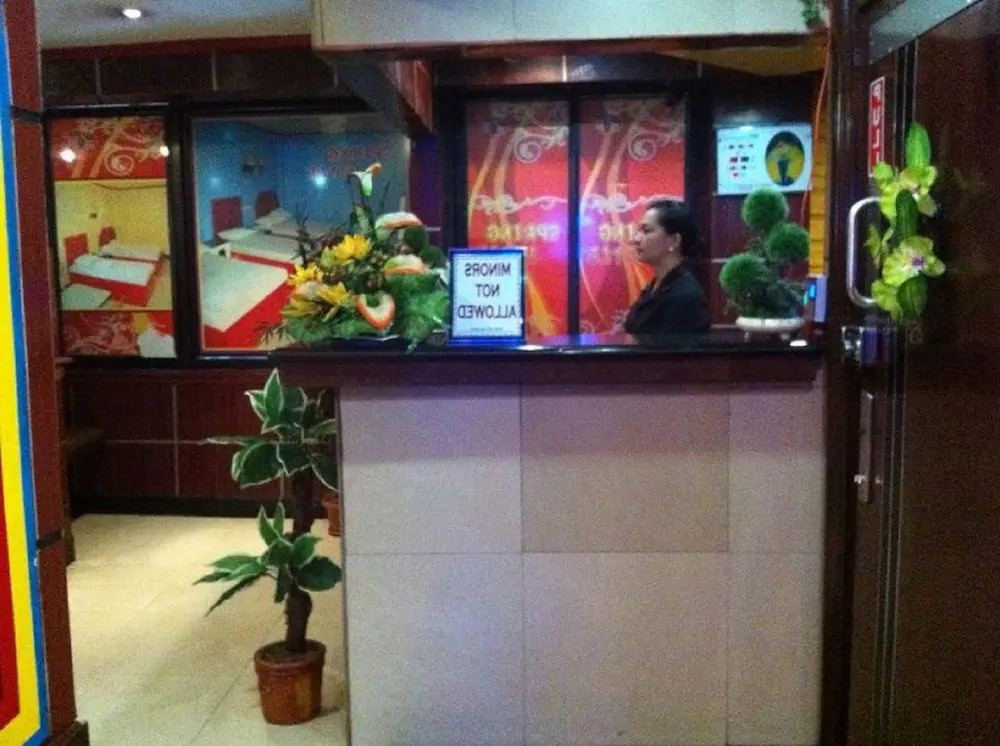 OYO 640 Spring Hotel