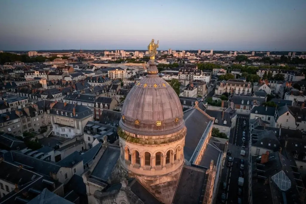 Appartement T2 moderne dans le centre-ville proche de la gare de Tours