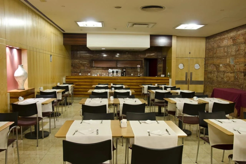 VIP Executive Entrecampos Hotel & Conference