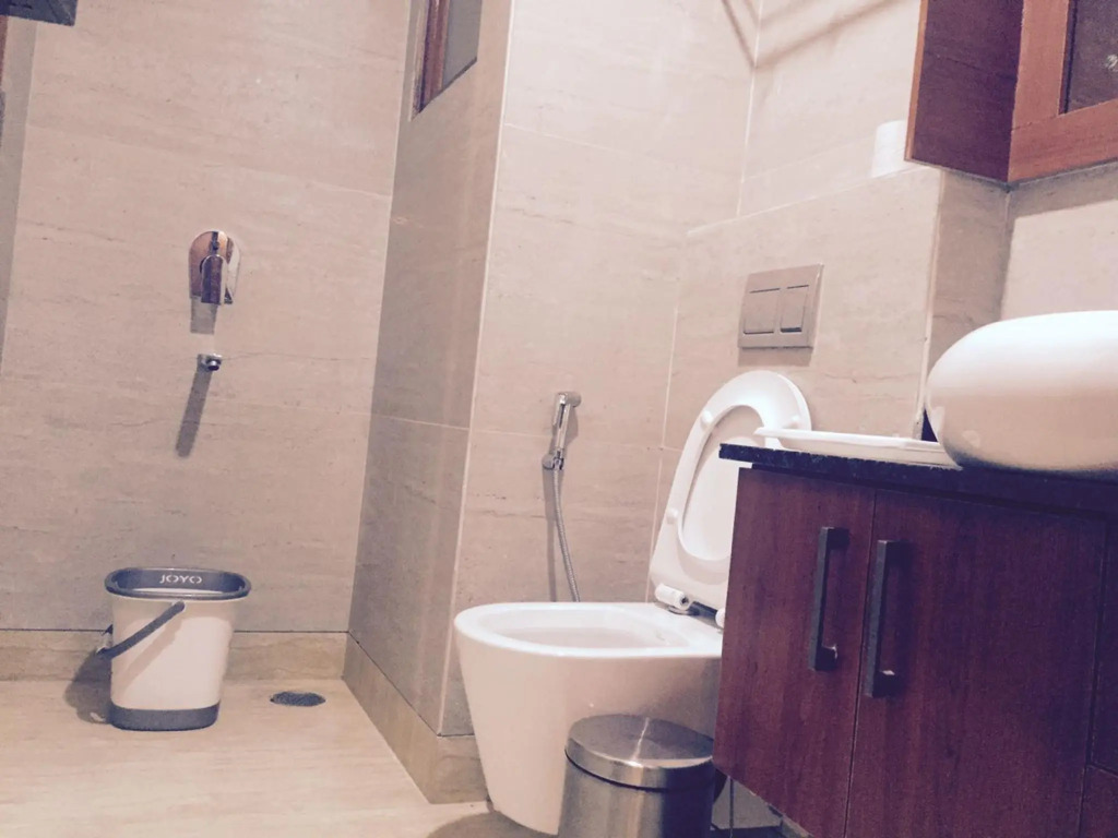 The Global Hotel by Platinum I 100m Medanta Hospital I Sector-38 I Gurgaon