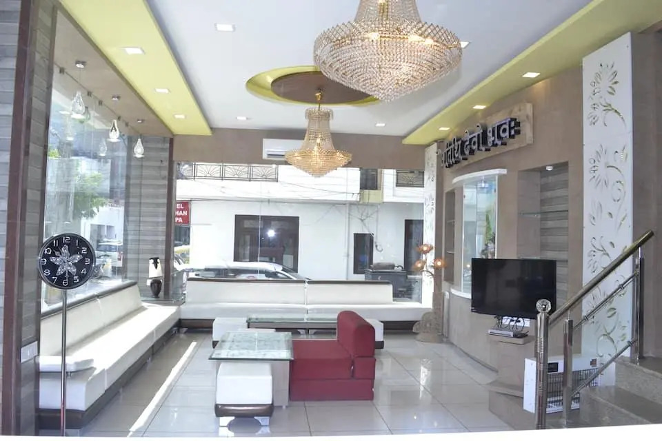 Shiv Villas Hotel