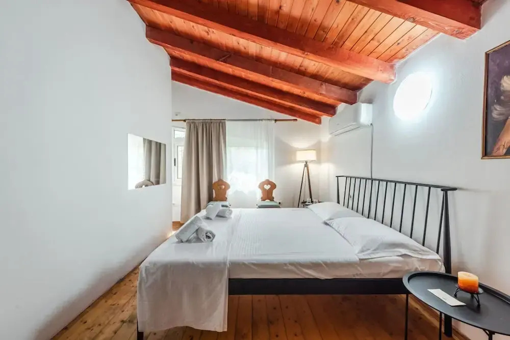 Easy Steps Guesthouse - Room 3 - Pro Bono by PikHost