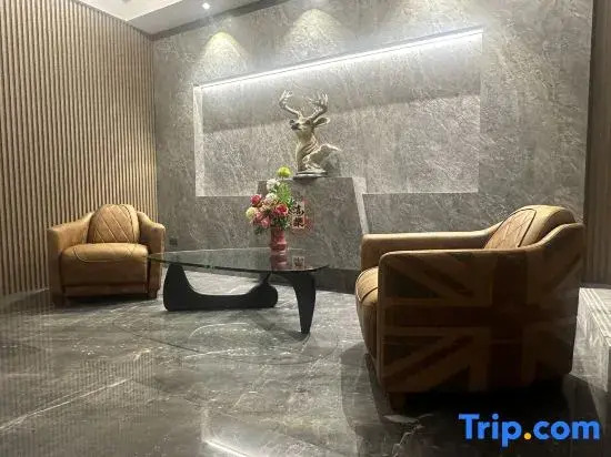 Marquis Hotel & serviced apartment