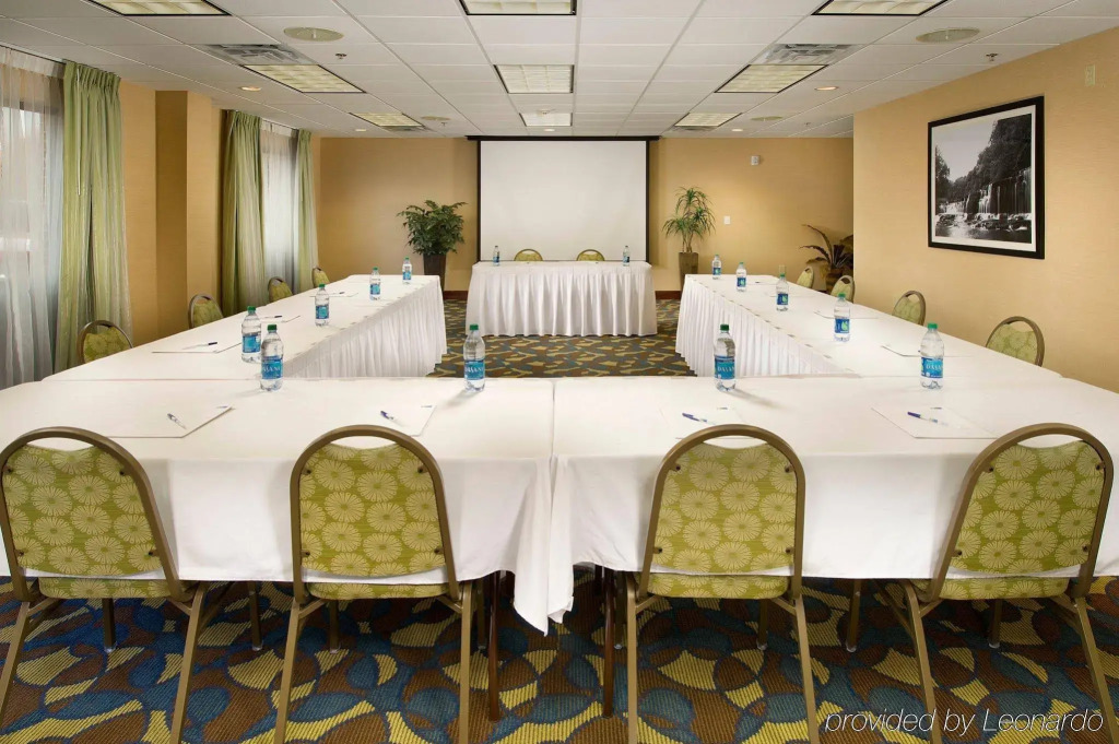 Holiday Inn Express - Tullahoma by IHG