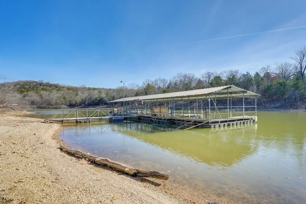 Bass Fishing Paradise: Cottage on Table Rock Lake