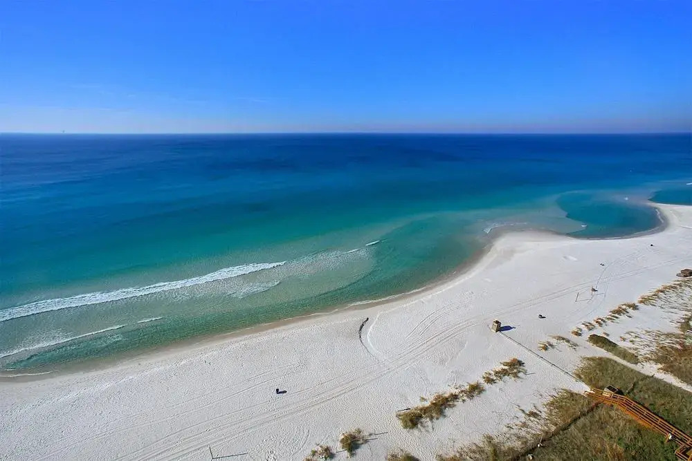 Majestic Beach Resort Tower I by Panhandle Getaways