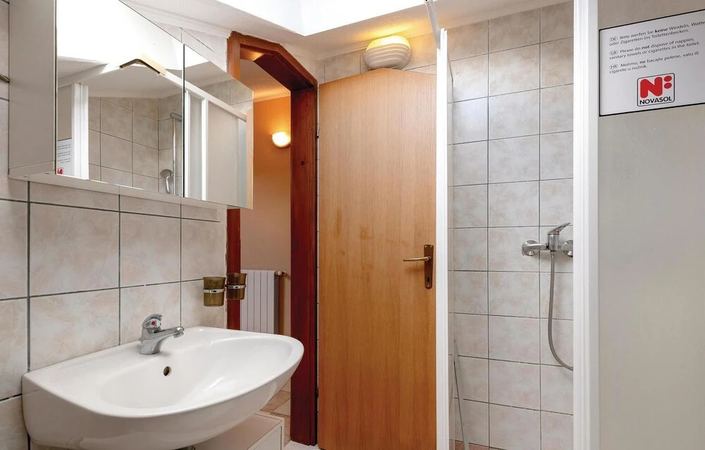 Stunning Apartment in Pula With Outdoor Swimming Pool, Wifi and 5 Bedrooms