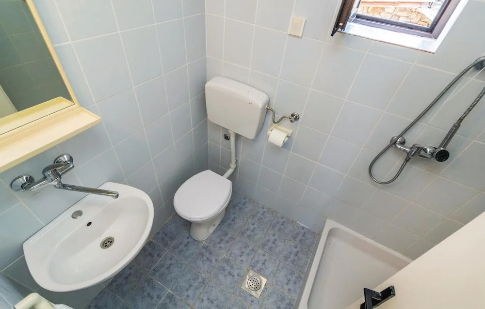 Amazing Home in Senj With Wifi and 2 Bedrooms