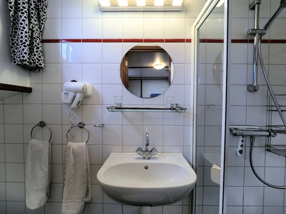 Hotelschip Sarah