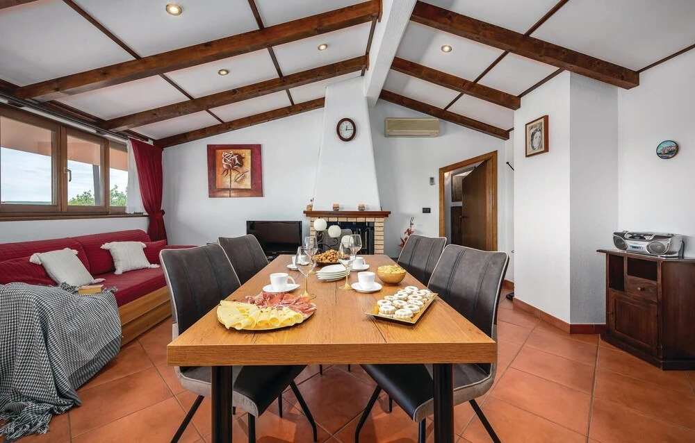Awesome Apartment in Rovinj With 1 Bedrooms, Wifi and Outdoor Swimming Pool