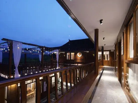 the South Flower of Fanjingshan City Has Opened A Guesthouse