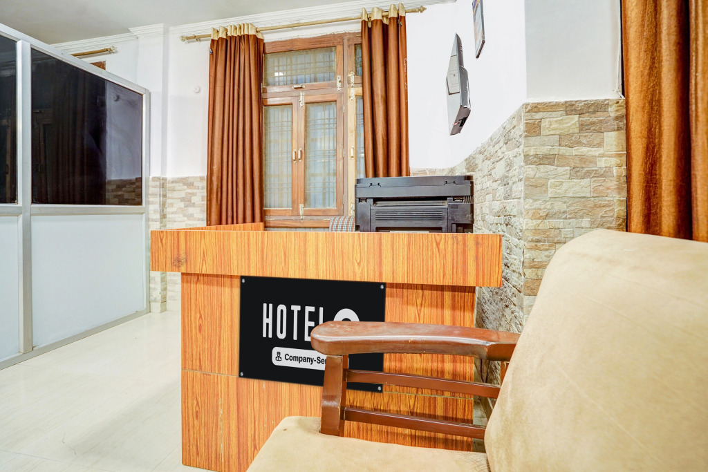 Hotel O Jankipuram Vikas Nagar