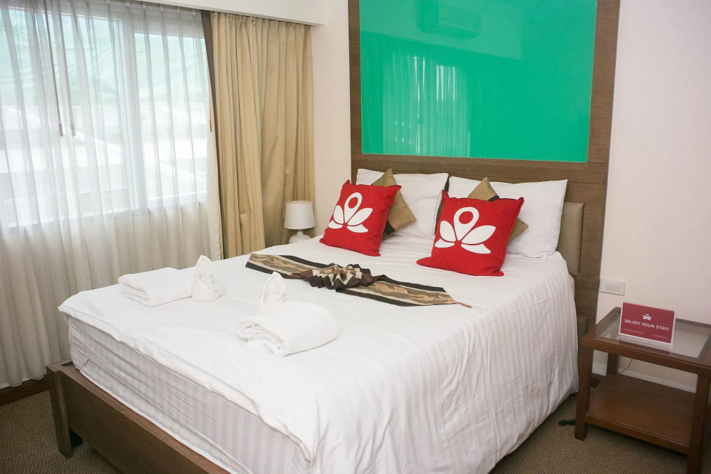 ZEN Rooms Silom 12